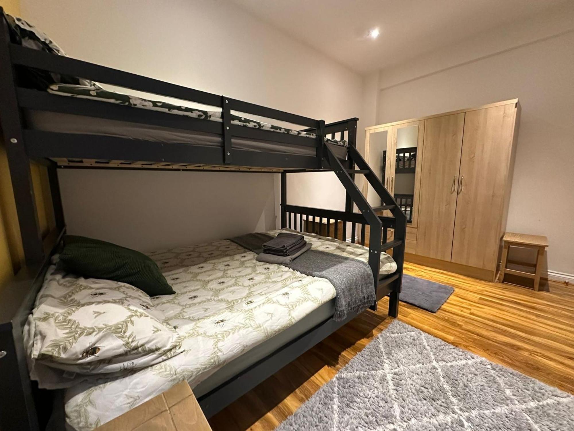 Kensington Guest Rooms 98 Лондон Екстер'єр фото